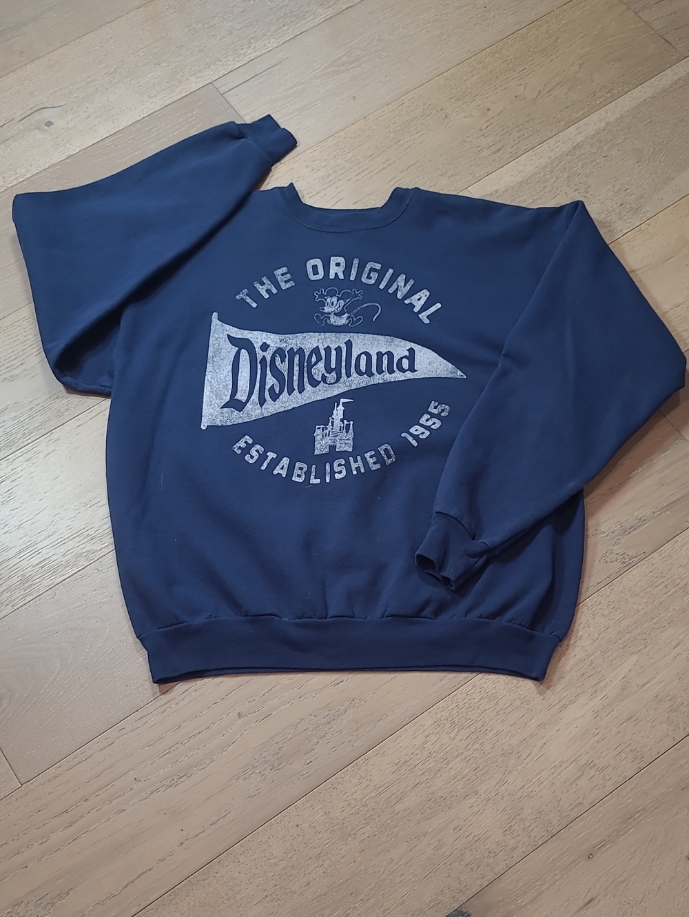 Disney Parks Disneyland Sweatshirt Women's sz XL Navy Crew Neck w/Printed Graphi